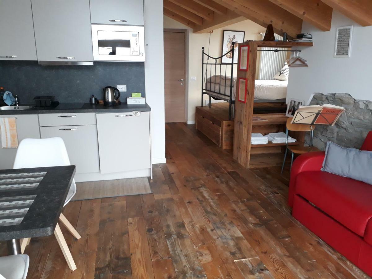 Foresteria B&B Vecchiascuola Pianazzola Chiavenna Exterior foto