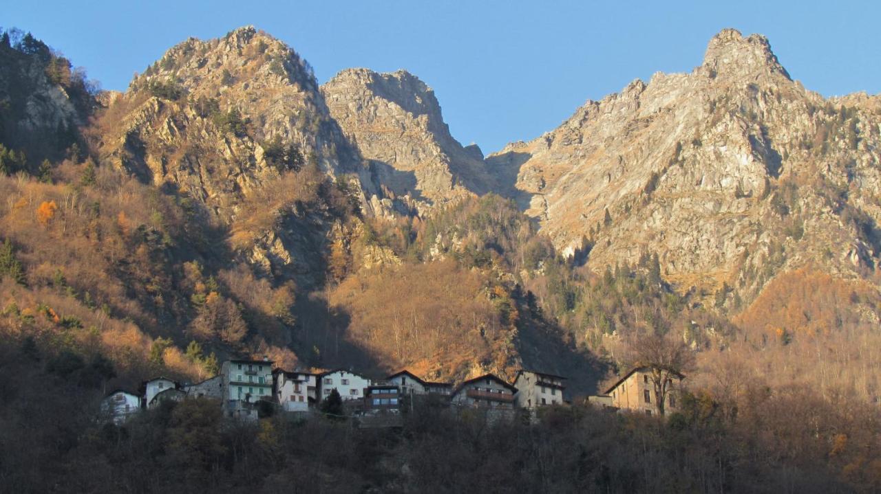Foresteria B&B Vecchiascuola Pianazzola Chiavenna Exterior foto